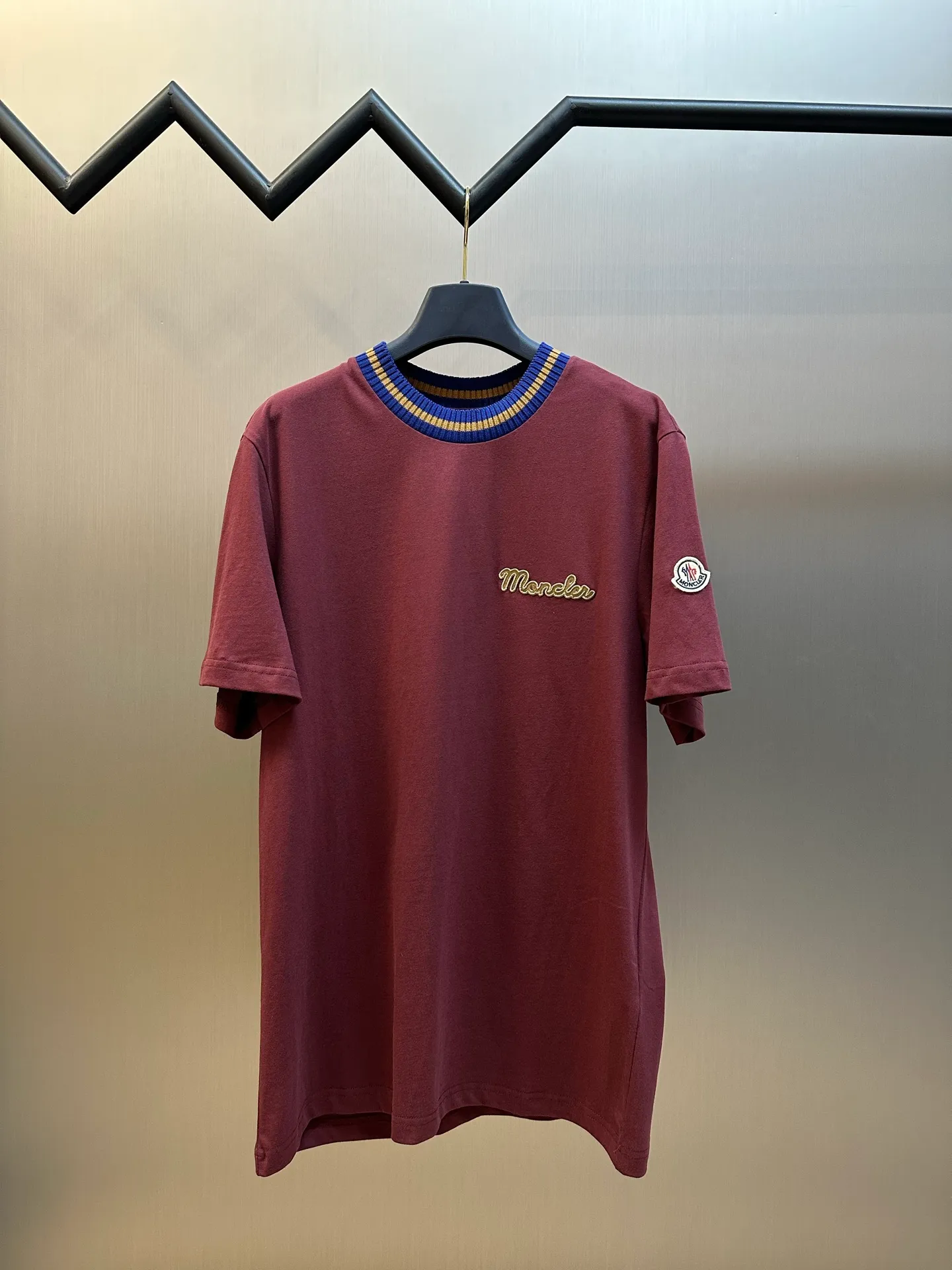 Moncler ， ， Moncler ， ， 。 ， ， Moncler 。 ， ， ， ， ， 。 size：s m l xl